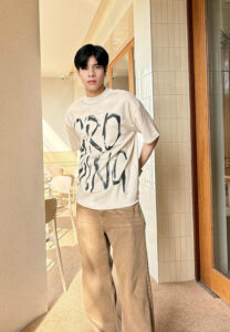 GUIDE-Piyawat-เสื้อครีม