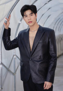 GUIDE-Piyawat-เสื้อสูท