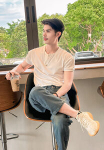 Peerasak-Dokkaew-คาเฟ่