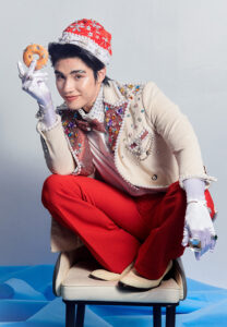 Poom-Phuripan-ถ่ายงาน