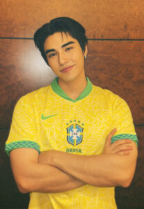 Poom-Phuripan-หล่อเกินต้าน