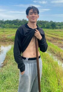 Pumin-Tiyanan-ไทบ้าน