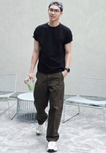 Nikienack-021-Attractive Nikienack-021-Attractive