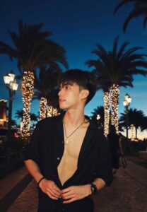 Nikienack-023-Radiant