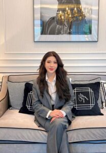 PHORNCHANOK P-006-Breathtaking PHORNCHANOK P-006-Breathtaking