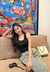 Pimmada Liamwinit-009-Elegant