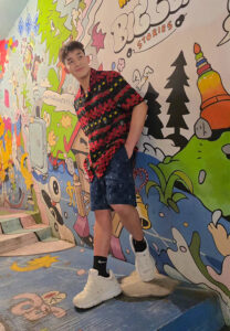 Pongson-Ngamlikitlert-เสื้อลาย