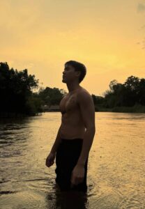 Varis Kamthornthip-005-Pretty