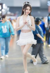 จ๊ะจ๋า ธนิสร-021-Attractive