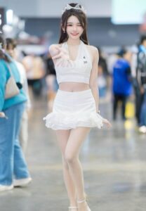 จ๊ะจ๋า ธนิสร-022-Dazzling