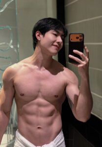 Sathaporn hack-009-Gorgeous