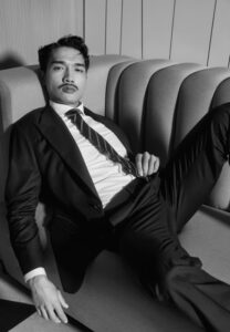 Yuttaphong Nantari-013-Elegant