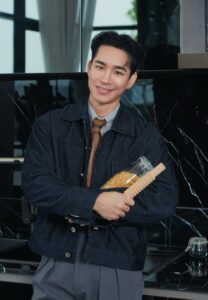 Earl Nontapak-020-Attractive
