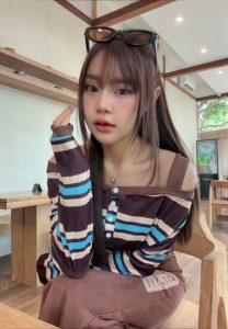 Mina Minnieee-004-Pretty