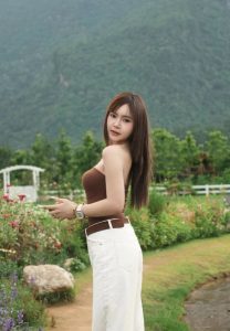 Mina Minnieee-015-Elegant
